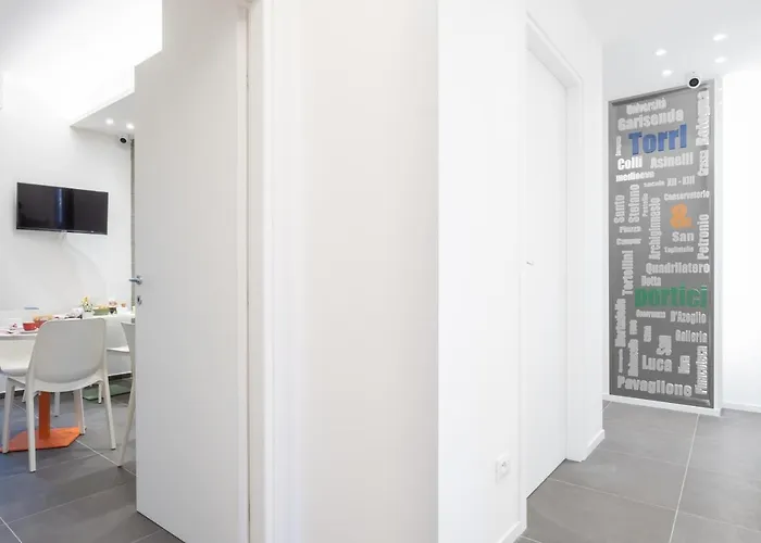 Torri & Portici 4* Bologne